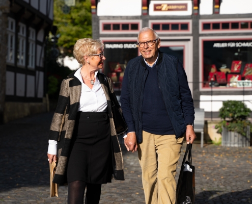 Ehepaar vor Fachwerk in Bad Essen